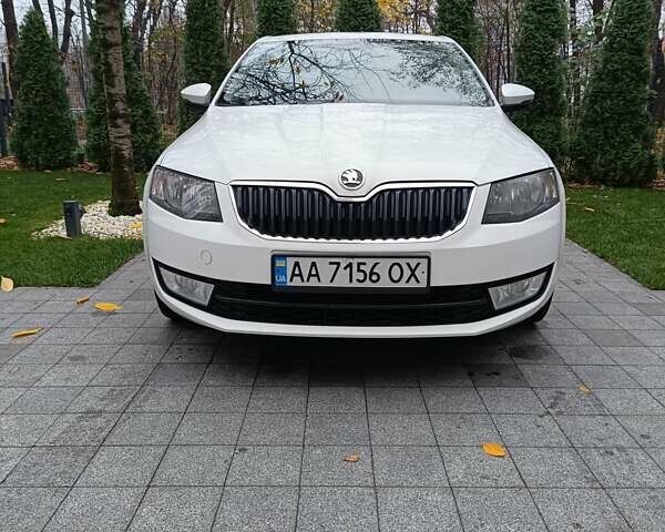 Білий Шкода Октавія, об'ємом двигуна 1.4 л та пробігом 210 тис. км за 10000 $, фото 1 на Automoto.ua