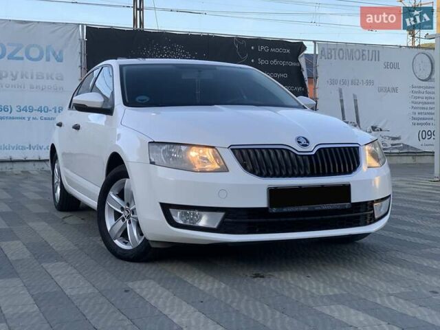 Білий Шкода Октавія, об'ємом двигуна 1.6 л та пробігом 272 тис. км за 8999 $, фото 26 на Automoto.ua