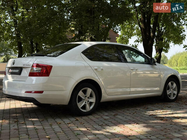 Белый Шкода Октавия, объемом двигателя 1.6 л и пробегом 296 тыс. км за 9800 $, фото 25 на Automoto.ua