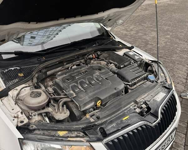 Белый Шкода Октавия, объемом двигателя 1.97 л и пробегом 243 тыс. км за 12700 $, фото 14 на Automoto.ua