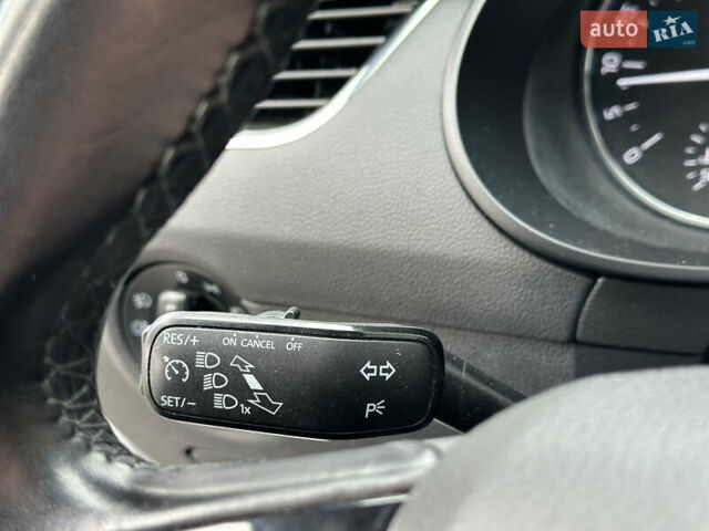 Білий Шкода Октавія, об'ємом двигуна 2 л та пробігом 265 тис. км за 11850 $, фото 47 на Automoto.ua