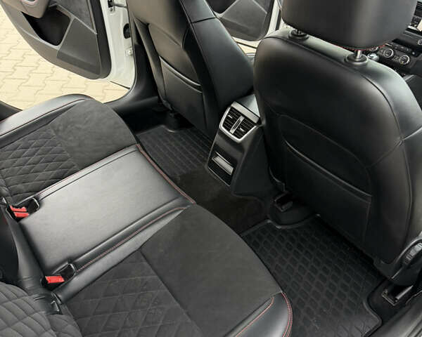 Білий Шкода Октавія, об'ємом двигуна 1.8 л та пробігом 192 тис. км за 10499 $, фото 35 на Automoto.ua