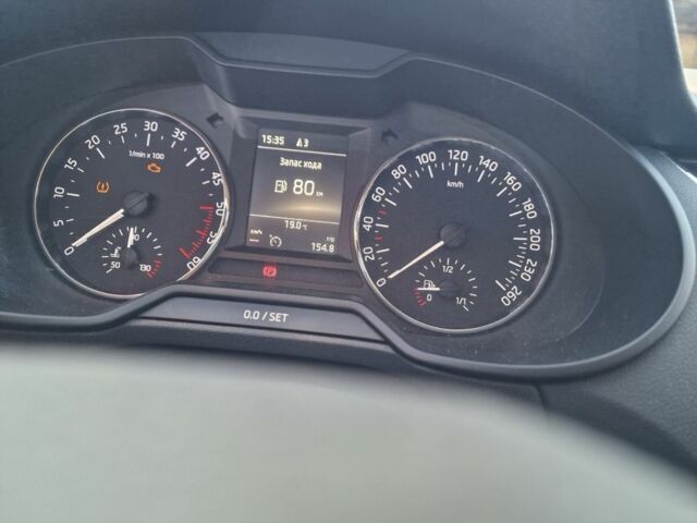 Белый Шкода Октавия, объемом двигателя 2 л и пробегом 285 тыс. км за 11900 $, фото 5 на Automoto.ua