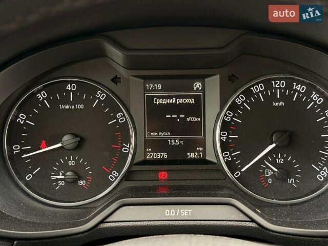 Білий Шкода Октавія, об'ємом двигуна 1.2 л та пробігом 270 тис. км за 8790 $, фото 16 на Automoto.ua
