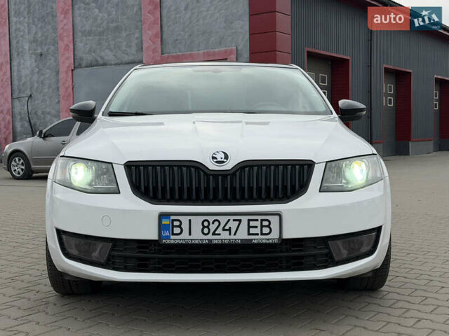 Білий Шкода Октавія, об'ємом двигуна 1.8 л та пробігом 192 тис. км за 10499 $, фото 17 на Automoto.ua