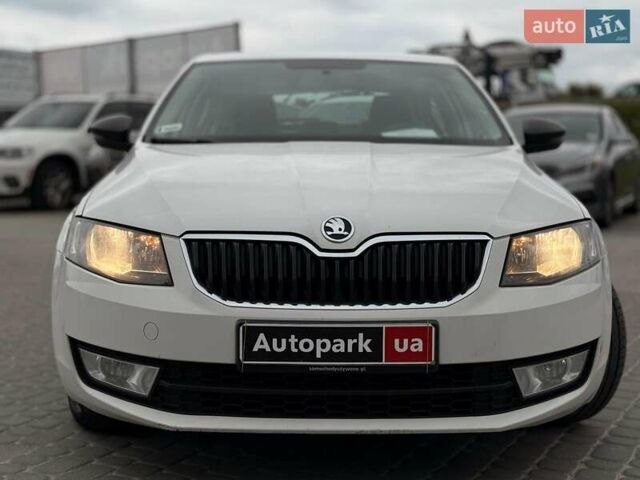 Білий Шкода Октавія, об'ємом двигуна 1.2 л та пробігом 270 тис. км за 8790 $, фото 1 на Automoto.ua