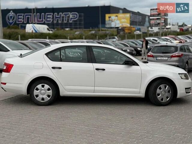 Білий Шкода Октавія, об'ємом двигуна 1.2 л та пробігом 270 тис. км за 8790 $, фото 4 на Automoto.ua