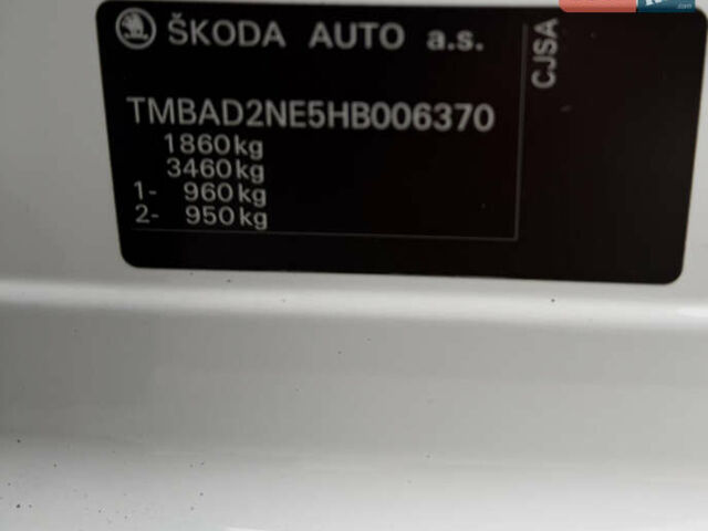 Білий Шкода Октавія, об'ємом двигуна 1.8 л та пробігом 192 тис. км за 10499 $, фото 66 на Automoto.ua