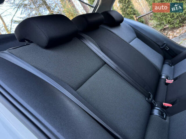 Белый Шкода Октавия, объемом двигателя 1.6 л и пробегом 207 тыс. км за 10499 $, фото 125 на Automoto.ua