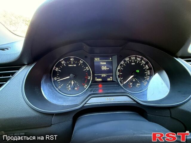 Белый Шкода Октавия, объемом двигателя 1.4 л и пробегом 135 тыс. км за 13000 $, фото 4 на Automoto.ua