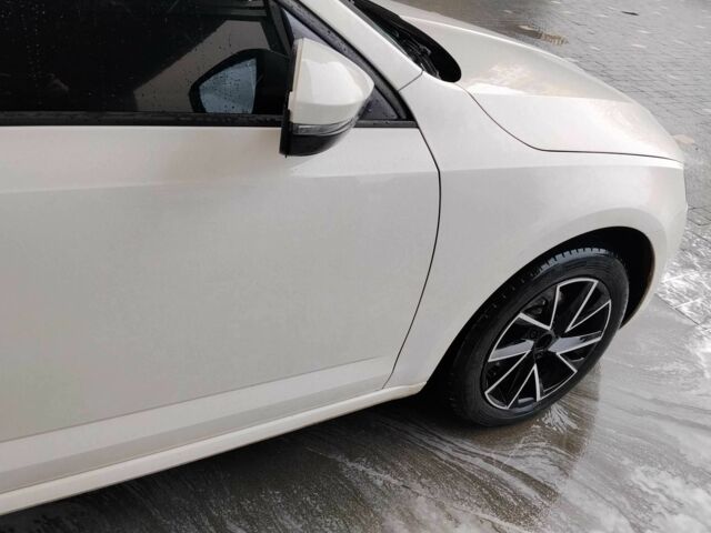 Білий Шкода Октавія, об'ємом двигуна 1.6 л та пробігом 238 тис. км за 10000 $, фото 10 на Automoto.ua