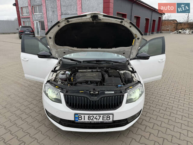 Білий Шкода Октавія, об'ємом двигуна 1.8 л та пробігом 192 тис. км за 10499 $, фото 47 на Automoto.ua
