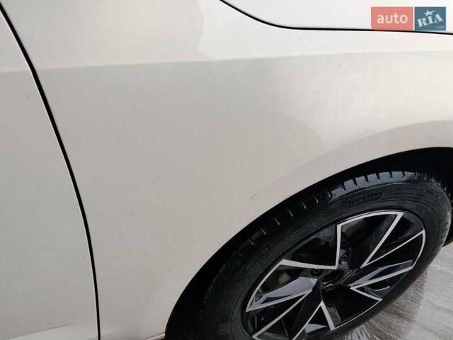 Білий Шкода Октавія, об'ємом двигуна 1.6 л та пробігом 230 тис. км за 10000 $, фото 12 на Automoto.ua
