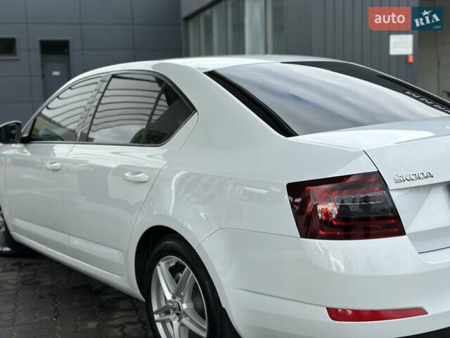 Білий Шкода Октавія, об'ємом двигуна 2 л та пробігом 265 тис. км за 11850 $, фото 34 на Automoto.ua