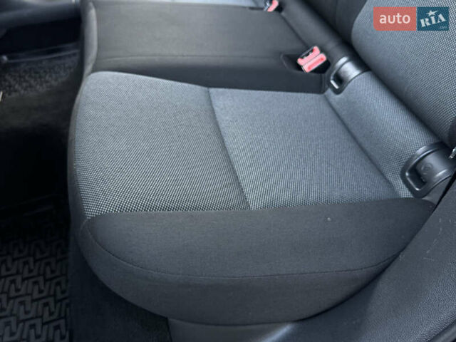 Белый Шкода Октавия, объемом двигателя 1.6 л и пробегом 207 тыс. км за 10499 $, фото 116 на Automoto.ua