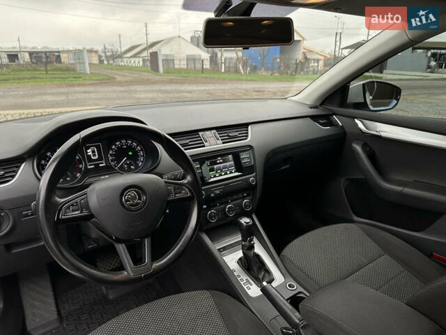 Білий Шкода Октавія, об'ємом двигуна 1.8 л та пробігом 190 тис. км за 12000 $, фото 10 на Automoto.ua