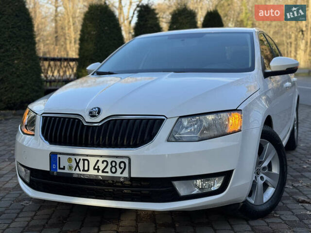 Белый Шкода Октавия, объемом двигателя 1.6 л и пробегом 207 тыс. км за 10499 $, фото 7 на Automoto.ua