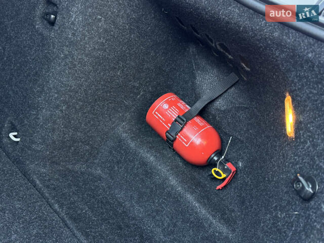 Белый Шкода Октавия, объемом двигателя 1.6 л и пробегом 207 тыс. км за 10499 $, фото 129 на Automoto.ua