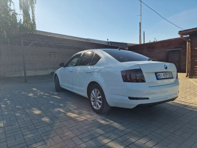 Белый Шкода Октавия, объемом двигателя 2 л и пробегом 285 тыс. км за 11900 $, фото 4 на Automoto.ua