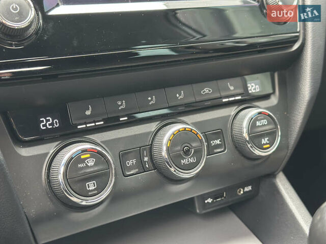 Білий Шкода Октавія, об'ємом двигуна 2 л та пробігом 265 тис. км за 11850 $, фото 54 на Automoto.ua