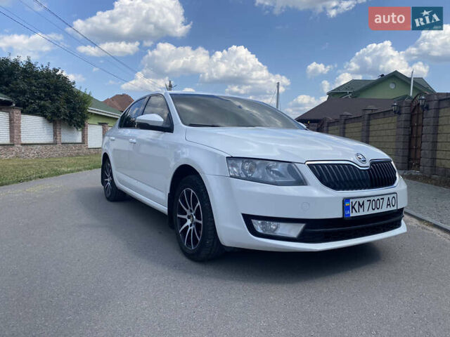Білий Шкода Октавія, об'ємом двигуна 1.8 л та пробігом 230 тис. км за 11499 $, фото 1 на Automoto.ua