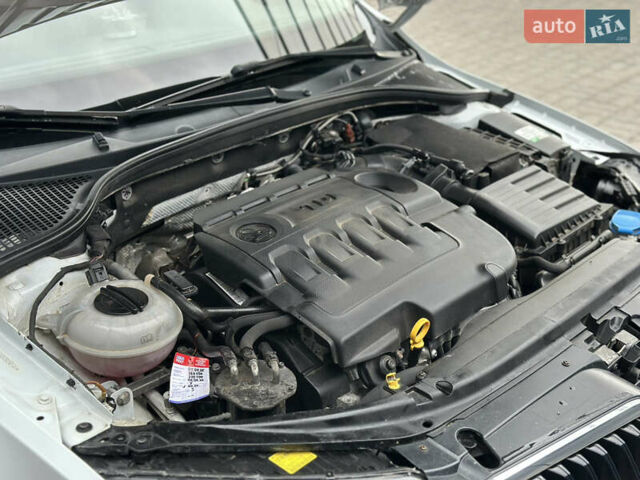 Білий Шкода Октавія, об'ємом двигуна 2 л та пробігом 265 тис. км за 11850 $, фото 71 на Automoto.ua