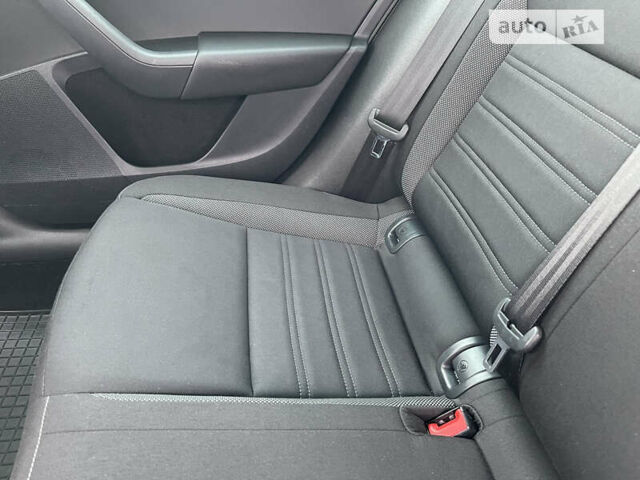 Белый Шкода Октавия, объемом двигателя 1.6 л и пробегом 299 тыс. км за 12800 $, фото 15 на Automoto.ua