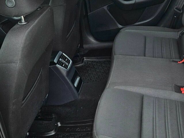 Шкода Октавия 2017 в Киеве на Automoto.ua Белый Шкода Октавия, объемом двигателя 1.4 л и пробегом 236 тыс. км за 13900 $, фото 10 на Automoto.ua