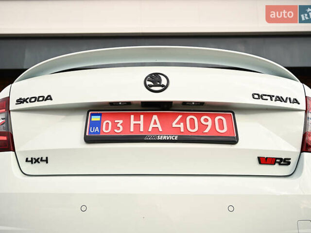 Белый Шкода Октавия, объемом двигателя 1.97 л и пробегом 240 тыс. км за 20000 $, фото 46 на Automoto.ua
