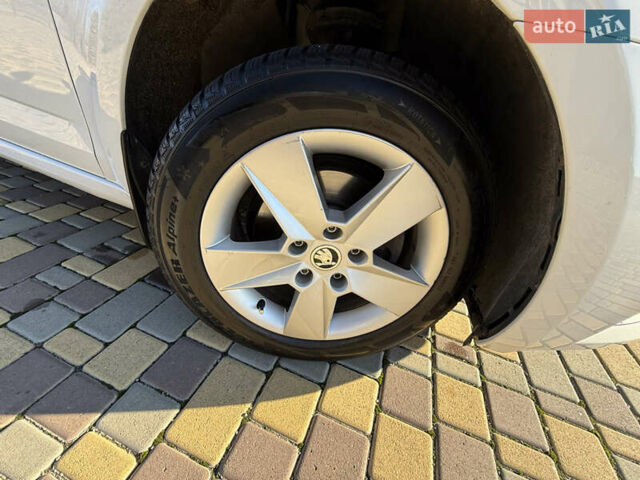 Белый Шкода Октавия, объемом двигателя 1.4 л и пробегом 124 тыс. км за 13990 $, фото 9 на Automoto.ua