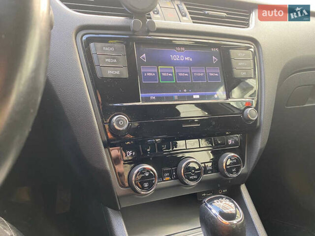 Білий Шкода Октавія, об'ємом двигуна 1.4 л та пробігом 109 тис. км за 16500 $, фото 13 на Automoto.ua
