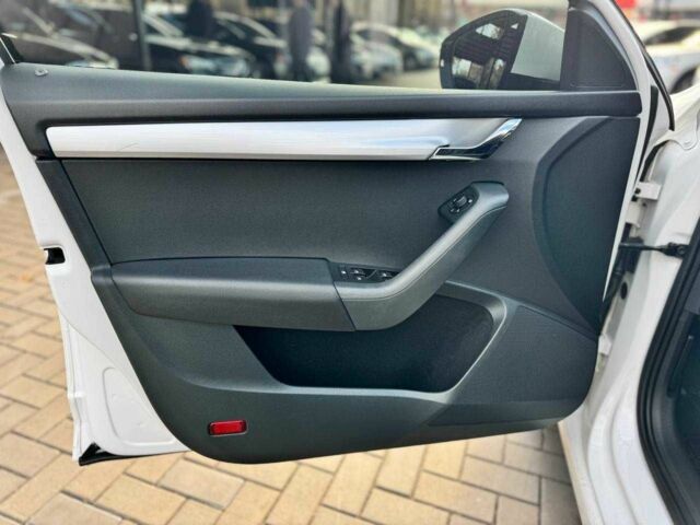 Білий Шкода Октавія, об'ємом двигуна 1.6 л та пробігом 209 тис. км за 13100 $, фото 11 на Automoto.ua
