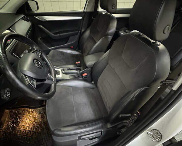 Білий Шкода Октавія, об'ємом двигуна 1.4 л та пробігом 94 тис. км за 16500 $, фото 8 на Automoto.ua