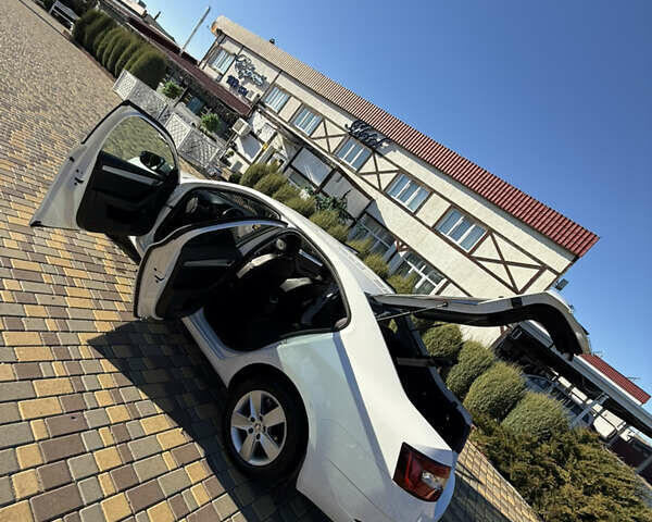 Белый Шкода Октавия, объемом двигателя 1.4 л и пробегом 124 тыс. км за 13990 $, фото 8 на Automoto.ua