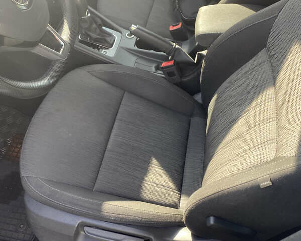 Белый Шкода Октавия, объемом двигателя 1.8 л и пробегом 102 тыс. км за 17300 $, фото 16 на Automoto.ua