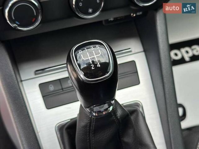 Белый Шкода Октавия, объемом двигателя 1.6 л и пробегом 188 тыс. км за 12990 $, фото 19 на Automoto.ua