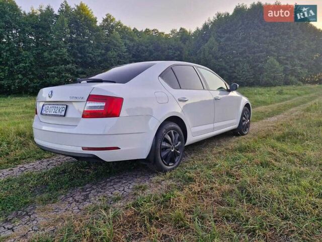 Білий Шкода Октавія, об'ємом двигуна 1.4 л та пробігом 190 тис. км за 13950 $, фото 7 на Automoto.ua