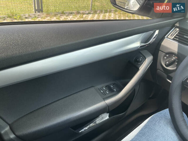 Білий Шкода Октавія, об'ємом двигуна 2 л та пробігом 245 тис. км за 16600 $, фото 25 на Automoto.ua