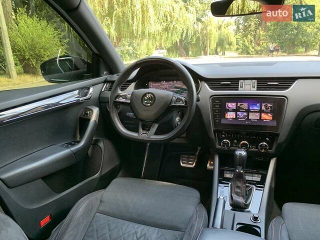 Белый Шкода Октавия, объемом двигателя 1.98 л и пробегом 152 тыс. км за 18500 $, фото 26 на Automoto.ua