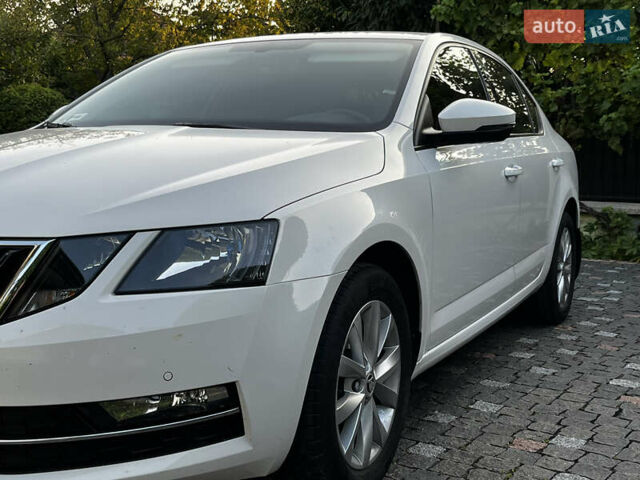 Білий Шкода Октавія, об'ємом двигуна 1.97 л та пробігом 103 тис. км за 19000 $, фото 8 на Automoto.ua