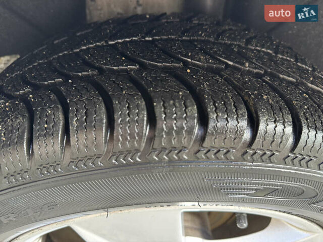 Білий Шкода Октавія, об'ємом двигуна 2 л та пробігом 302 тис. км за 15700 $, фото 8 на Automoto.ua