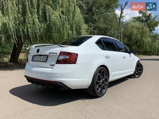 Белый Шкода Октавия, объемом двигателя 1.98 л и пробегом 152 тыс. км за 18500 $, фото 10 на Automoto.ua