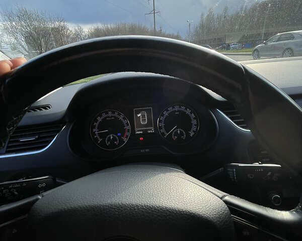 Шкода Октавия 2018 в Львове на Automoto.ua Белый Шкода Октавия, объемом двигателя 1.6 л и пробегом 335 тыс. км за 12200 $, фото 23 на Automoto.ua