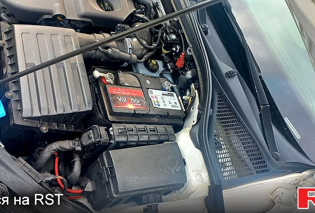 Білий Шкода Октавія, об'ємом двигуна 2 л та пробігом 0 тис. км за 12000 $, фото 6 на Automoto.ua