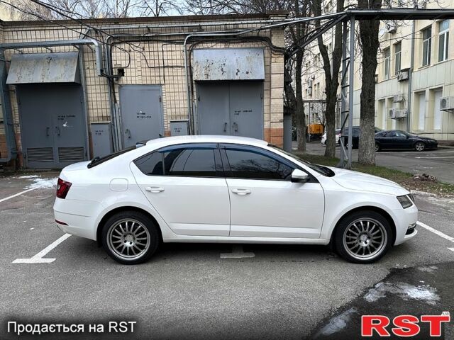 Белый Шкода Октавия, объемом двигателя 1.4 л и пробегом 82 тыс. км за 16500 $, фото 3 на Automoto.ua
