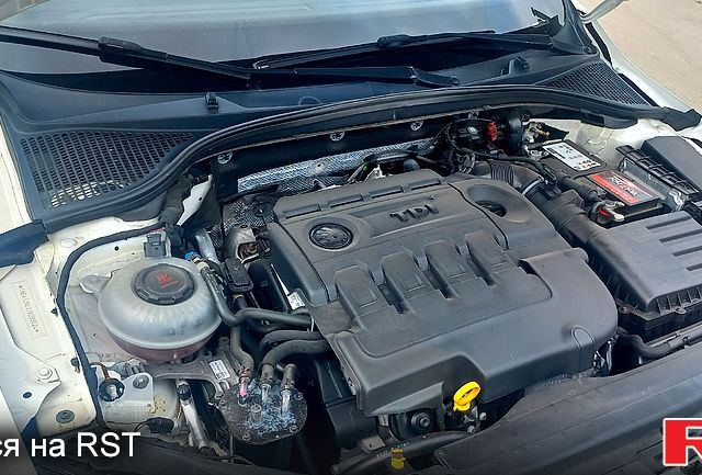 Білий Шкода Октавія, об'ємом двигуна 2 л та пробігом 0 тис. км за 12000 $, фото 5 на Automoto.ua