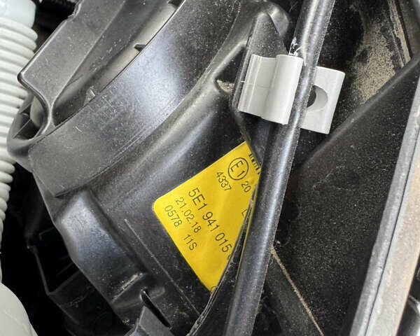 Білий Шкода Октавія, об'ємом двигуна 2 л та пробігом 302 тис. км за 15700 $, фото 24 на Automoto.ua