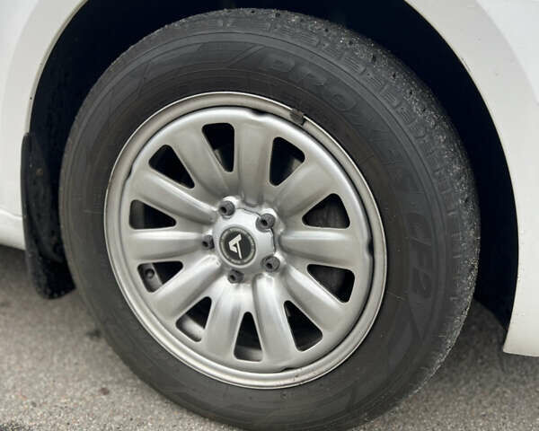 Білий Шкода Октавія, об'ємом двигуна 1.4 л та пробігом 311 тис. км за 9600 $, фото 14 на Automoto.ua