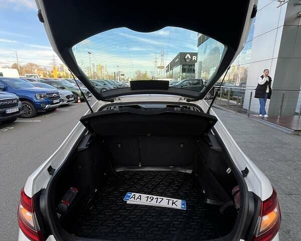 Білий Шкода Октавія, об'ємом двигуна 1.4 л та пробігом 136 тис. км за 14758 $, фото 10 на Automoto.ua