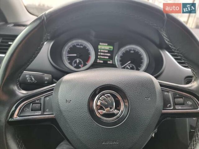 Белый Шкода Октавия, объемом двигателя 1.6 л и пробегом 227 тыс. км за 13300 $, фото 27 на Automoto.ua